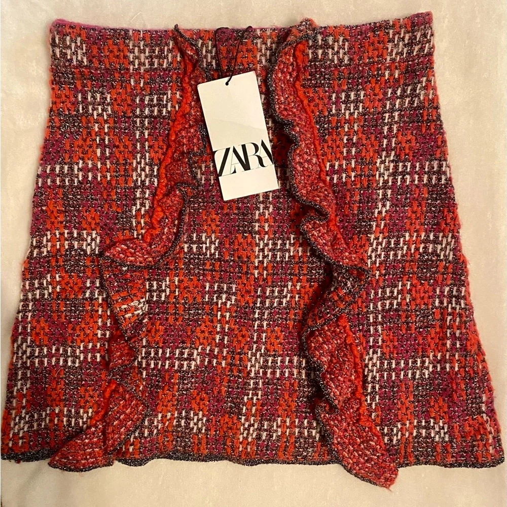 Metallic Plaid Textured Ruffle Tweed - Picture 4 of 6